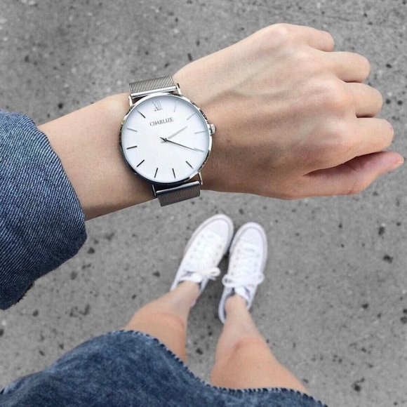 Charlize Mesh Watch - Picture 6 of 6